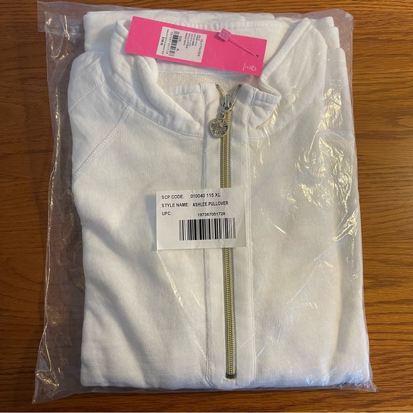 Lilly Pulitzer Tops - Lilly Pulitzer Ashlee Pullover Resort White Size XL
